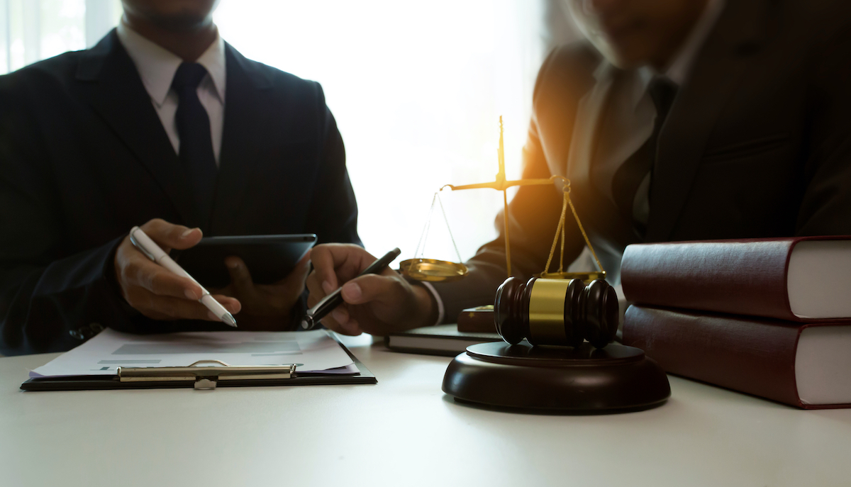 Comment trouver le meilleur avocat à Tours