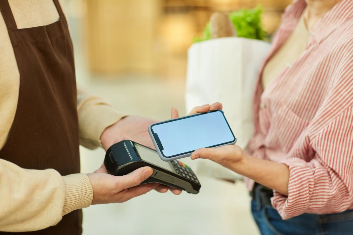 La Réglementation des Contrats de Maintenance pour Téléphones Mobiles : Ce que Vous Devez Savoir