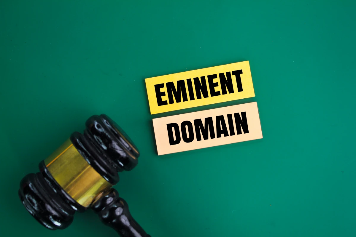 Renouvellement du bail commercial : Décryptage de l'article L145-59 et son impact sur les facteurs locaux de commercialité