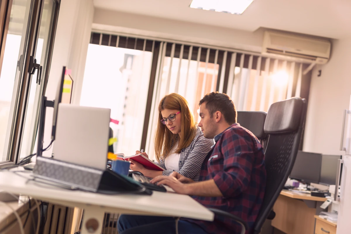 La responsabilité juridique des éditeurs de logiciels en cas de défaillances